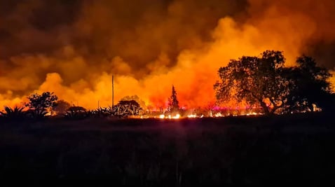 Controlan incendio en El Llano Segunda Sección; afectó 10 hectáreas de pastizal