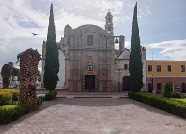 INAH autoriza construcción de cancha junto a capilla de San Salvador
