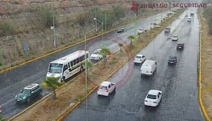 Lluvia ligera a moderada en Pachuca provoca tránsito lento en vialidades