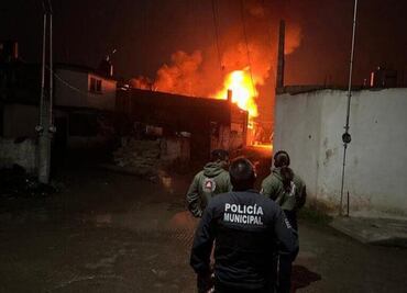 Explosión en bodega clandestina de hidrocarburo sacude a Tezontepec de Aldama