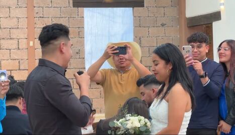 Deciden formalizar su unión matrimonial 35 parejas en Ixmiquilpan 