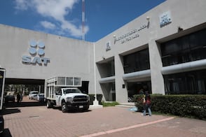 Detecta SAT a dos contribuyentes que simulaban operaciones