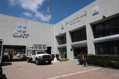 Detecta SAT a dos contribuyentes que simulaban operaciones