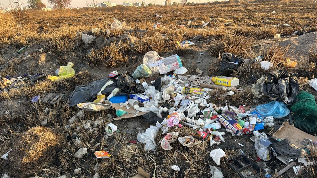 Vecinos denuncian acumulación de basura en predios de Tizayuca pese a faenas de limpieza | Foto: Javier Quezada