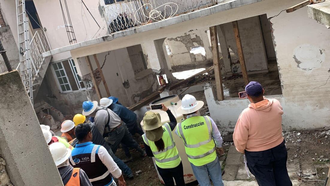Al menos 5 casas se encuentran en peligro I Foto: Unidad Municipal de Protección Civil y Bomberos de Tula de Allende