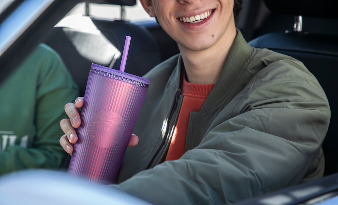 Starbucks, famosa cadena de cafeterías, ha causado revuelo en redes sociales | Twitter: Starbucks México