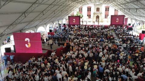 Menchaca rinde Tercer Informe regional en Huejutla: “estoy preparado para el juicio del pueblo”