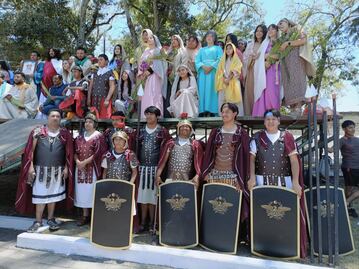 Galería: Inician actividades religiosas, preámbulo al viacrucis viviente en Acatlán