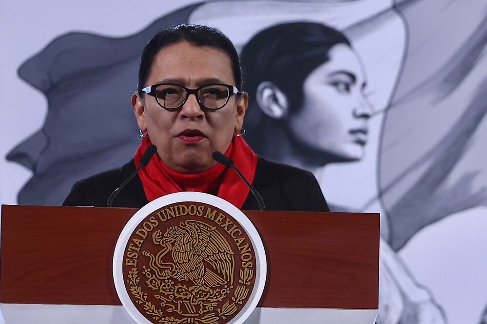 La presidenta de México, Claudia Sheinbaum, en su conferencia de este lunes 23 de diciembre de 2024. Asiste: Iván Escalante, titular de Profeco, titular de Segob, Rosa Icela Rodríguez, Félix Medina Padilla, subsecretario de Derechos Humanos, Diego Prieto, titular INAH. Foto: Berenice Fregoso