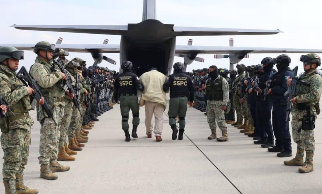 México traslada a EU a 37 reos de "alto impacto" según Omar García Harfuch (20/01/2026). Foto: SSPC