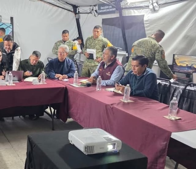 Se reúnen Gobierno estatal y federal para atender alerta de lluvias