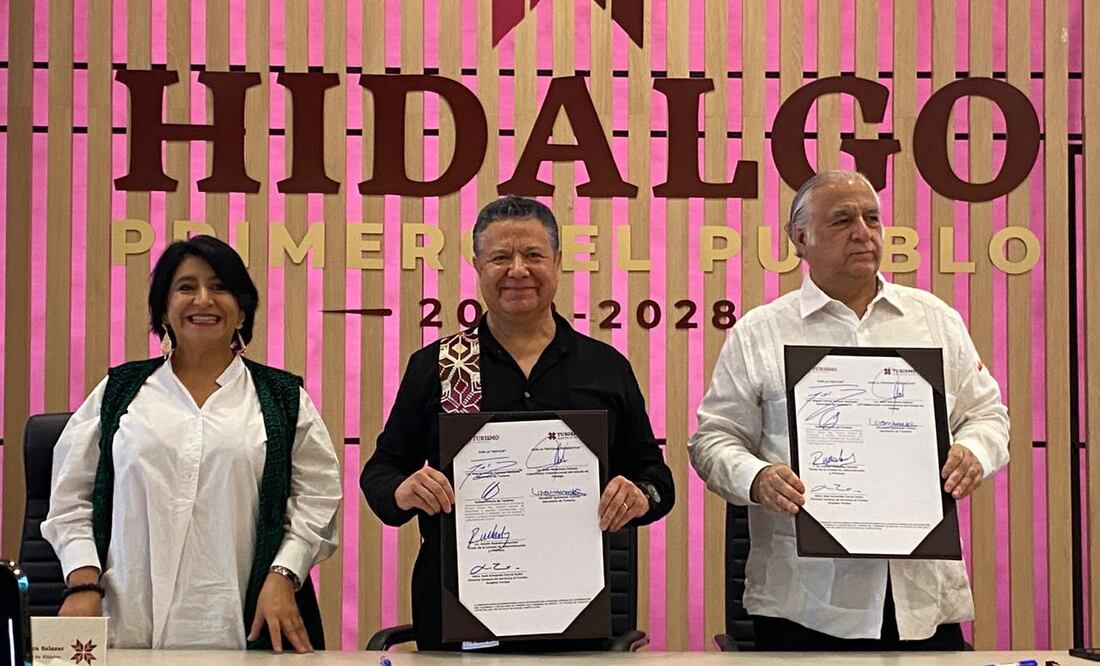Miguel Torruco visitó el Museo Miniatura, el barrio mágico de El Arbolito y la Peña del Aire | Foto: Luis Soriano