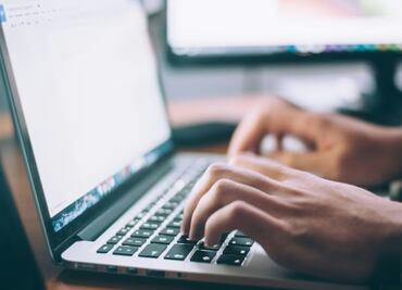 ¿Quieres estudiar la prepa en línea? SEP lanza convocatoria; checa aquí como inscribirte