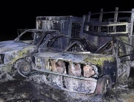 Arden tres camionetas en Tula de Allende