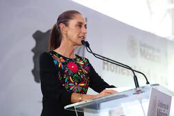 Destaca Sheinbaum desarrollo en Hidalgo y respalda labor de Menchaca durante su informe