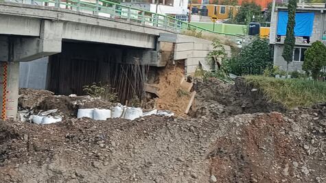 Cierran puente 5 de Mayo en Tula