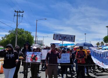 "Fuera Esteban"; con marcha exigen la destitución del líder estudiantil