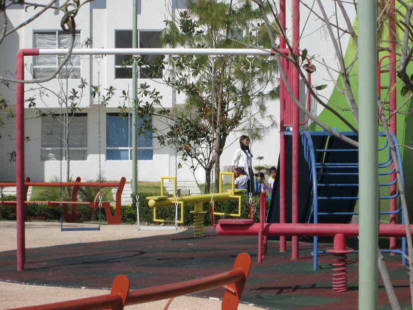En promedio el costo es cercano a los 15 mil pesos que tienen que pagar las familias para obtener finalmente su escritura | Foto: Flickr