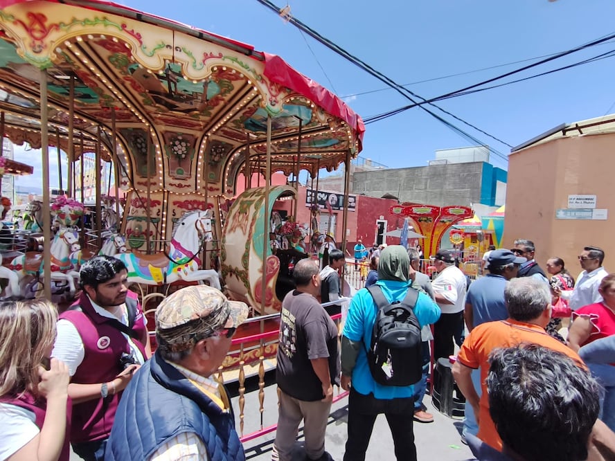 Suspenden temporalmente un carrusel en la Feria de los Angelitos de Tulancingo | Foto: especial