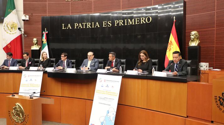 Foro sobre desarrollo productivo reúne a gobiernos regionales en CDMX