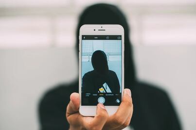 ¿Cómo se pueden evitar las llamadas fantasmas en el celular?