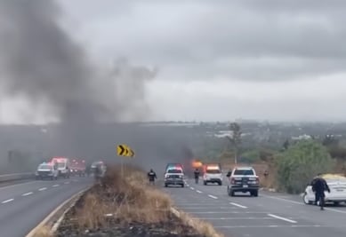 Imputarán tres delitos a detenidos por la quema de vehículos