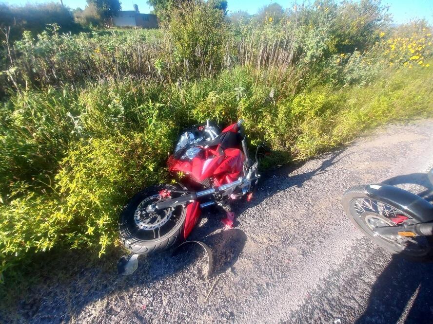 Un accidente entre tres motocicletas dejó una persona sin vida I Foto: Especial