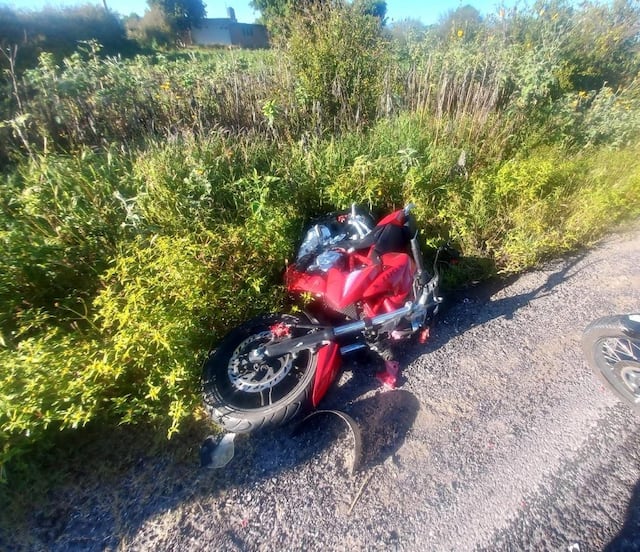 Choque de motocicletas en Ixmiquilpan deja a un joven de 15 años sin vida
