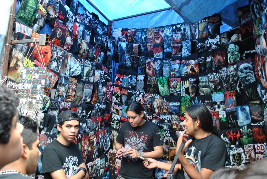Declaran al "Tianguis del Chopo" como Patrimonio Cultural de la CDMX | Foto: Wikimedia Commons