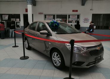 Para incentivar pago de predial y agua rifan auto en Santiago Tulantepec