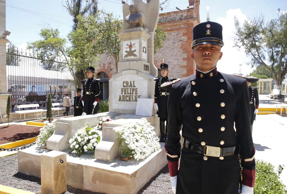 La tumba más antigua del panteón municipal de Pachuca: 123 años de historia y memoria | Facebook: Julio Menchaca
