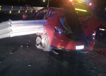 Roban vehículo y después se accidentan sobre la autopista México-Pachuca