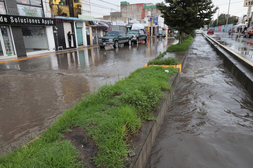 La Secretaría de Infraestructura Pública y Desarrollo Urbano Sostenible (Sipdus) planea construir tres drenes pluviales más en Pachuca este año, así como conectarlos al Río de las Avenidas.
 Foto: Luis Soriano