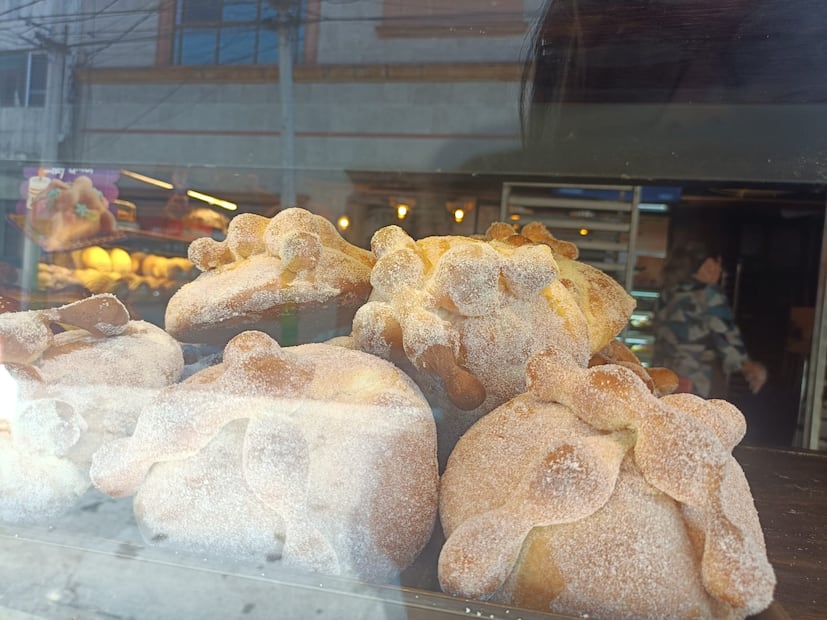 Con la llegada del Día de Muertos, las panaderías de Tulancingo  viven una de sus semanas más emblemáticas I  Foto: Grisel Lira