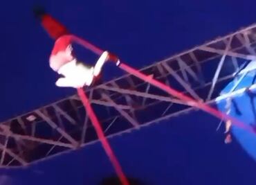 Trapecista se lesiona gravemente en accidente en el Magic Time Circus