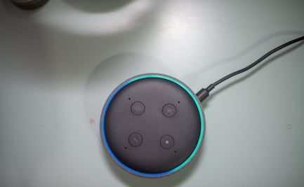 ¿Cómo agregar un contacto de emergencia en Alexa?