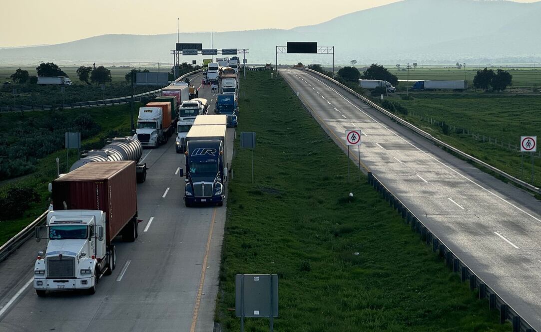 Continúa el bloqueo en el Arco Norte Foto: Javier Quezada