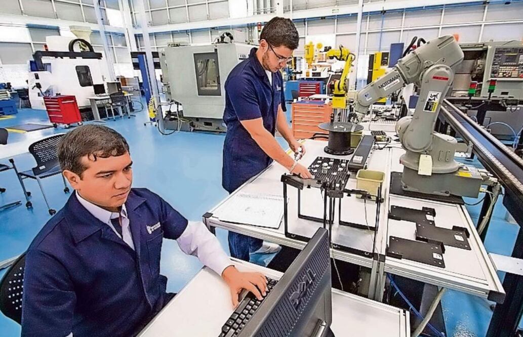 Las áreas que más perdieron empleos en el periodo fueron transportes, comunicaciones, correo y almacenamiento, con 309 mil plazas menos. (28/02/2025) Foto: Archivo | El Universal