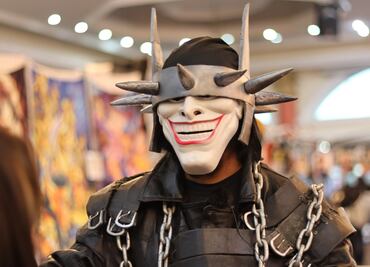 José Domingo, el Batman que ríe, se roba el show en el Otaku Fest