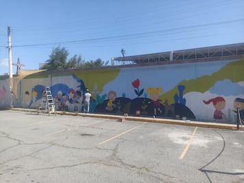 Colectivo alcanza seis escuelas intervenidas con proyectos de muralismo