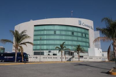 Se hacen pasar por representantes de famosos y roban en habitaciones de hotel