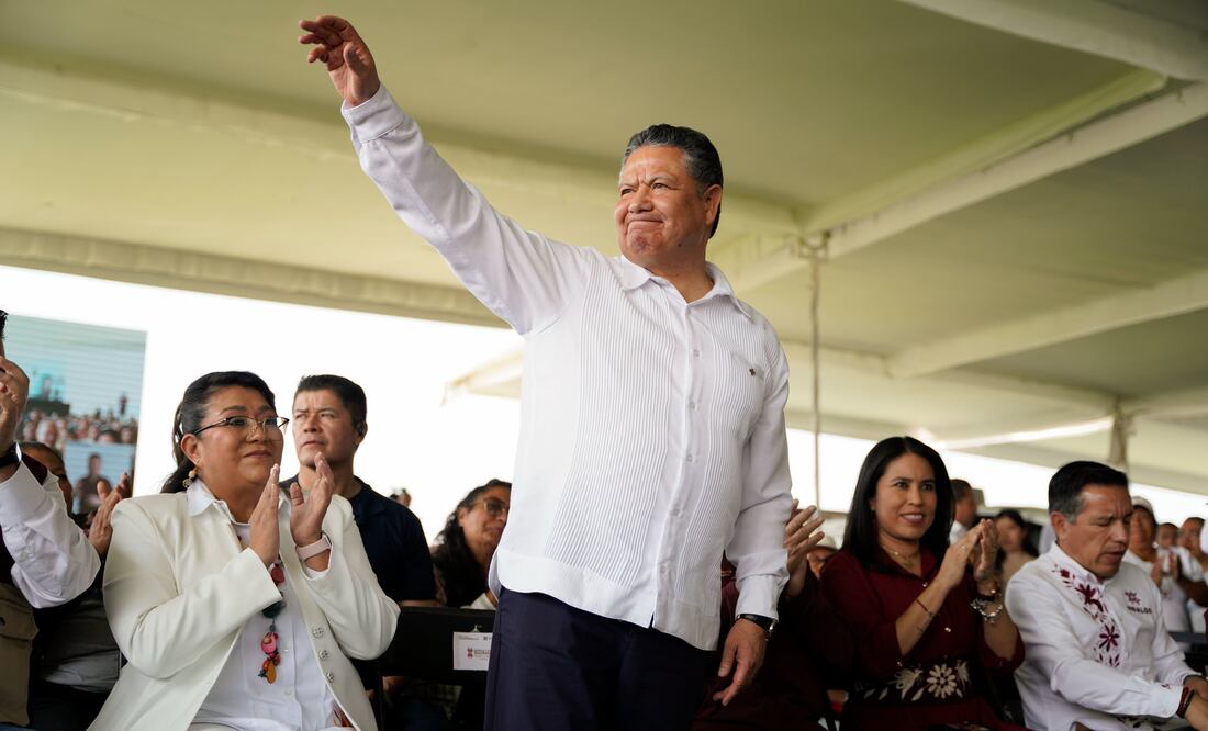 Twitter: Julio Menchaca