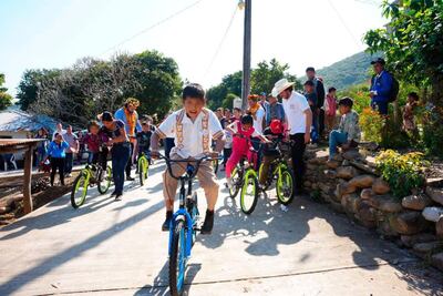Bicicletas para niños indígenas de Tulancingo