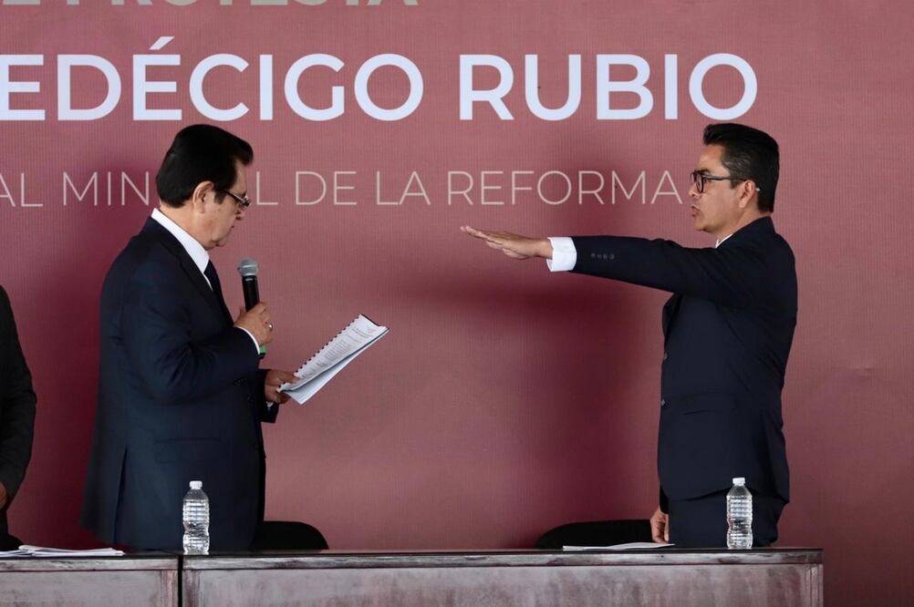 Eduardo Medécigo Rubio tomó protesta al cargo de presidente municipal de Mineral de la Reforma I Foto:Luis Soriaro