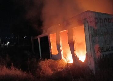 Bomberos atienden tres reportes de incendio en Mineral de la Reforma