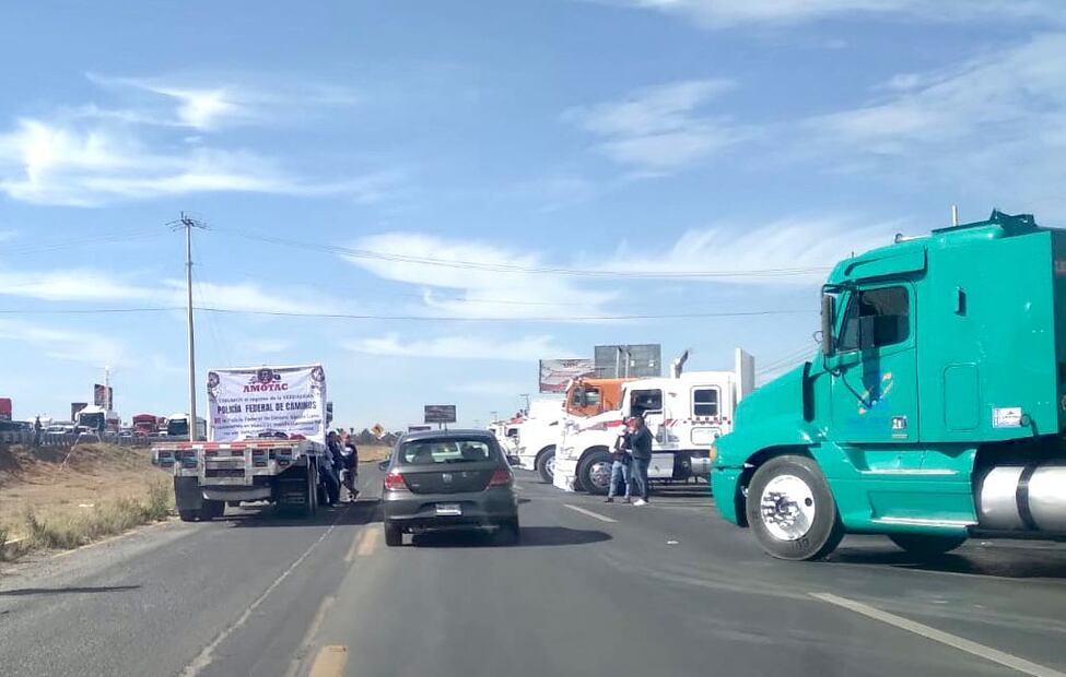 La carretera 57, México Querétaro, tramos de Tepeji del Río y Jilotepec los más peligrosos para el robo de carga   | Foto: Especial