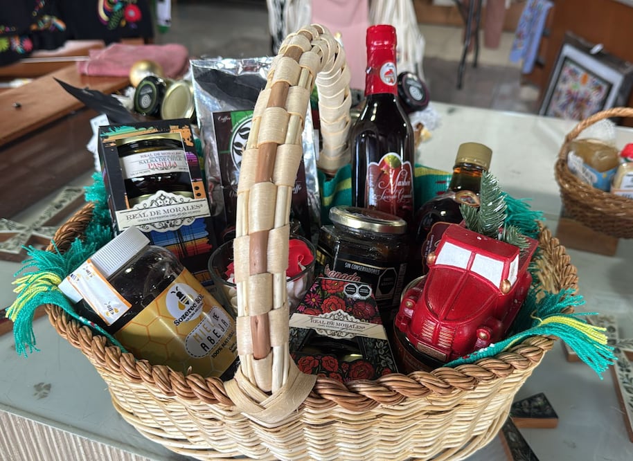 Esta Navidad, regala artesanía hidalguense | Foto: Sebiso