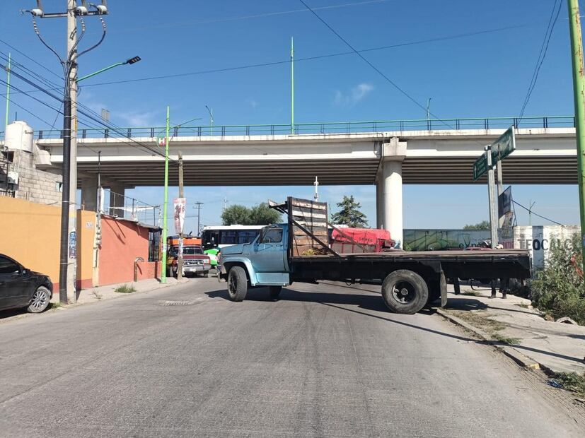 Por falta de pavimentación bloquean la carretera Tula-Tlahuelilpan | Foto: Especial
