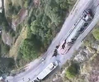 Controlan incendio de tren de carga en Tepetitlán