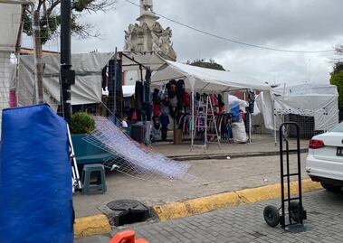 Crece en Pachuca comercio ambulante operado por extranjeros; la mercancía es china
